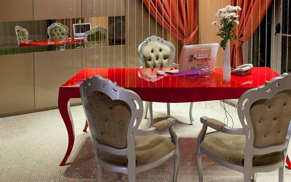 Hotel C-hoteles Fiume 4*