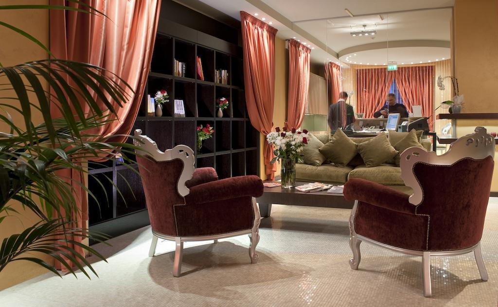 Hotel C-hoteles Fiume 4*